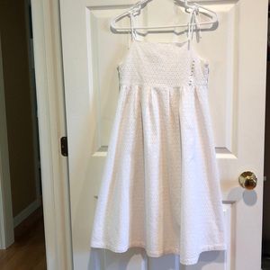 GAP Beautiful white eyelet dress